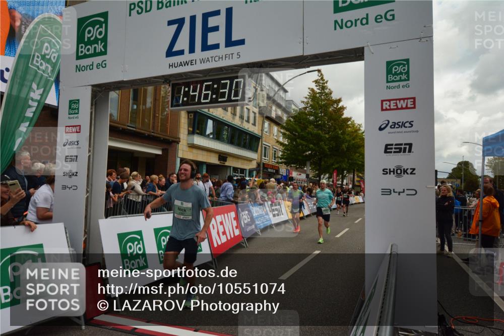 20.09.2026 - PSD Bank Halbmarathon LAZAROV Photography http://msf.ph/oto/10551074 20.09.2026 11:46:30 Ziel 1102, 1860, 2027, 2042, 2066, 2175, 2374, 2524, 2769, 2778, 2977, 3408, 3425, 3565, 4094, 4200, 4387, 4640, 4710 meine-sportfotos.de