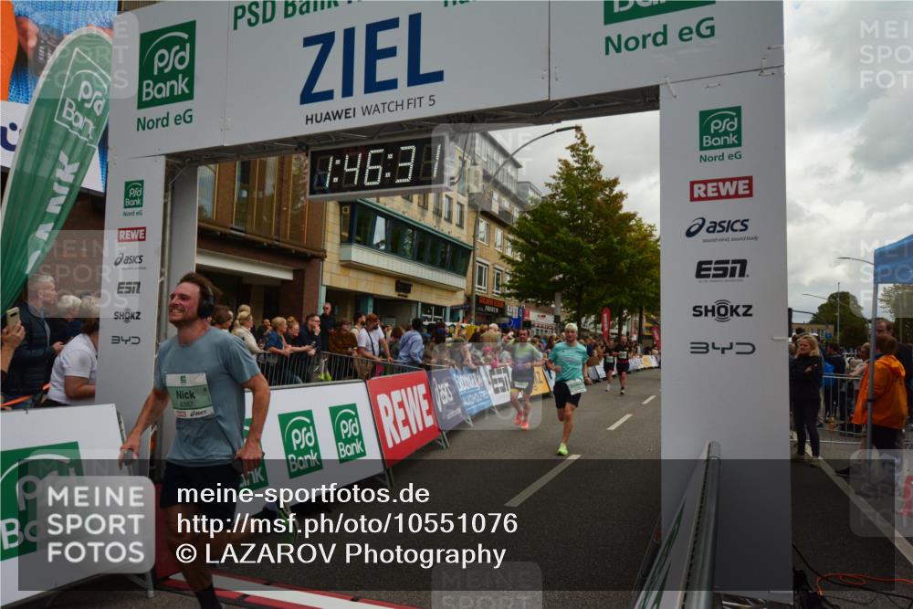 20.09.2026 - PSD Bank Halbmarathon LAZAROV Photography http://msf.ph/oto/10551076 20.09.2026 11:46:30 Ziel 1102, 1860, 2027, 2042, 2066, 2175, 2374, 2524, 2769, 2778, 2977, 3408, 3425, 3565, 4094, 4200, 4387, 4640, 4710 meine-sportfotos.de