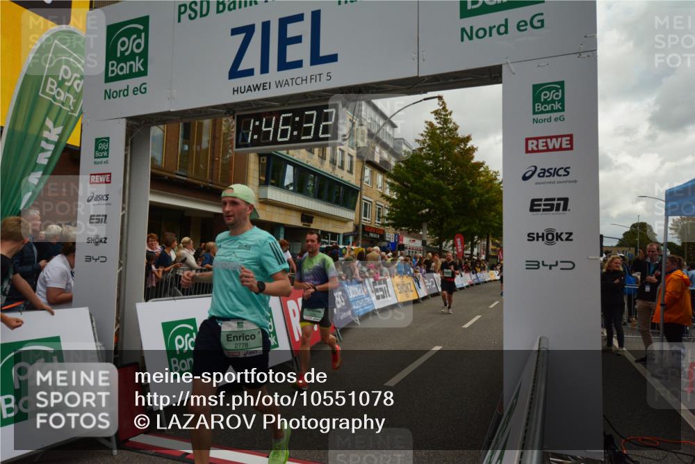 20.09.2026 - PSD Bank Halbmarathon LAZAROV Photography http://msf.ph/oto/10551078 20.09.2026 11:46:32 Ziel 1102, 1860, 2027, 2066, 2087, 2524, 2778, 2977, 3226, 3408, 3425, 3565, 3790, 4070, 4094, 4200, 4387, 4640, 4710 meine-sportfotos.de