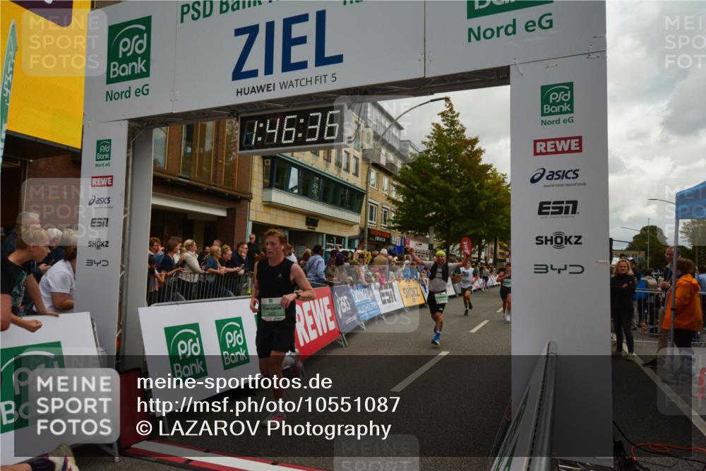 20.09.2026 - PSD Bank Halbmarathon LAZAROV Photography http://msf.ph/oto/10551087 20.09.2026 11:46:35 Ziel 1102, 1527, 1860, 2027, 2066, 2087, 2778, 3226, 3408, 3425, 3790, 4070, 4094, 4200, 4249, 4387, 4640, 4710 meine-sportfotos.de