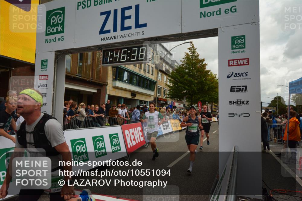 20.09.2026 - PSD Bank Halbmarathon LAZAROV Photography http://msf.ph/oto/10551094 20.09.2026 11:46:38 Ziel 1102, 1527, 2027, 2087, 2773, 2778, 3226, 3408, 3425, 3790, 4070, 4094, 4200, 4249, 4640, 4710 meine-sportfotos.de