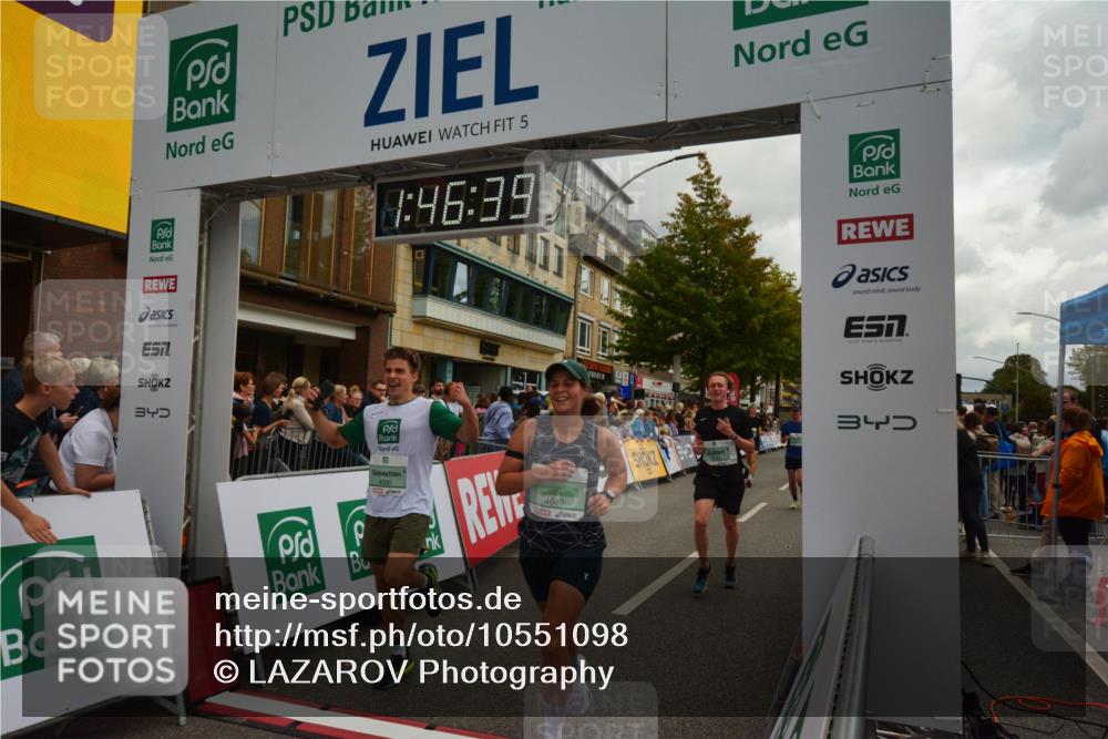 20.09.2026 - PSD Bank Halbmarathon LAZAROV Photography http://msf.ph/oto/10551098 20.09.2026 11:46:38 Ziel 1102, 1527, 2027, 2087, 2773, 2778, 3226, 3408, 3425, 3790, 4070, 4094, 4200, 4249, 4640, 4710 meine-sportfotos.de