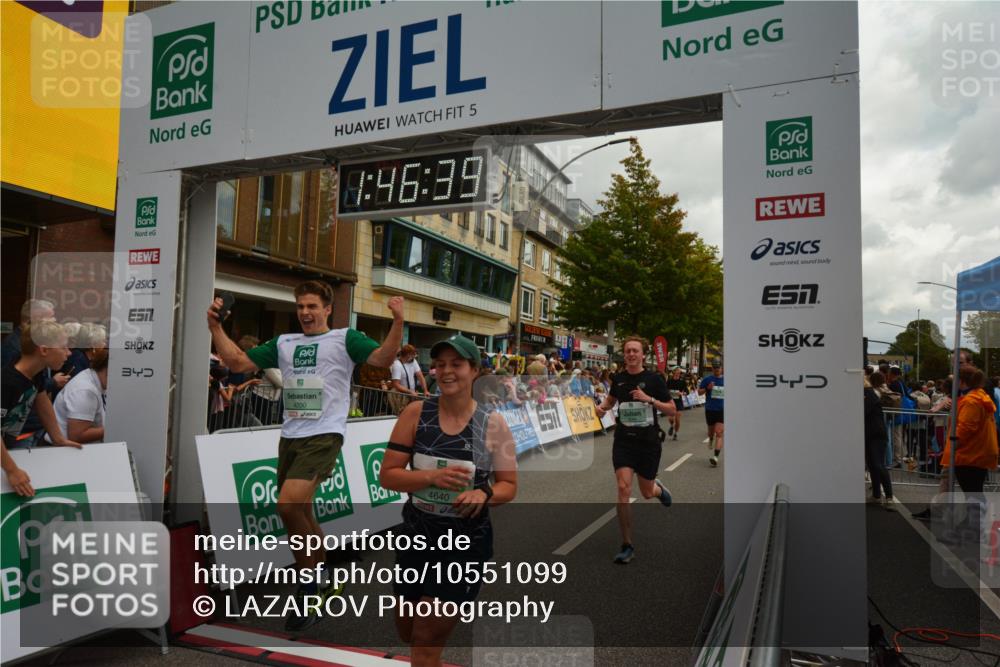 20.09.2026 - PSD Bank Halbmarathon LAZAROV Photography http://msf.ph/oto/10551099 20.09.2026 11:46:38 Ziel 1102, 1527, 2027, 2087, 2773, 2778, 3226, 3408, 3425, 3790, 4070, 4094, 4200, 4249, 4640, 4710 meine-sportfotos.de