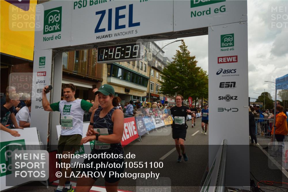 20.09.2026 - PSD Bank Halbmarathon LAZAROV Photography http://msf.ph/oto/10551100 20.09.2026 11:46:39 Ziel 1102, 1527, 2027, 2087, 2773, 3226, 3408, 3425, 3790, 4070, 4094, 4200, 4249, 4566, 4640, 4710 meine-sportfotos.de