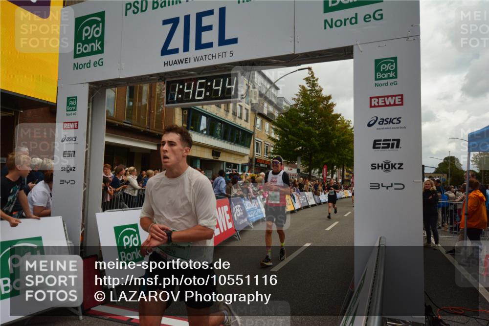20.09.2026 - PSD Bank Halbmarathon LAZAROV Photography http://msf.ph/oto/10551116 20.09.2026 11:46:43 Ziel 1527, 1557, 1810, 1876, 2027, 2087, 2090, 2773, 3226, 3790, 4001, 4070, 4094, 4200, 4247, 4249, 4566, 4639, 4640, 4710 meine-sportfotos.de