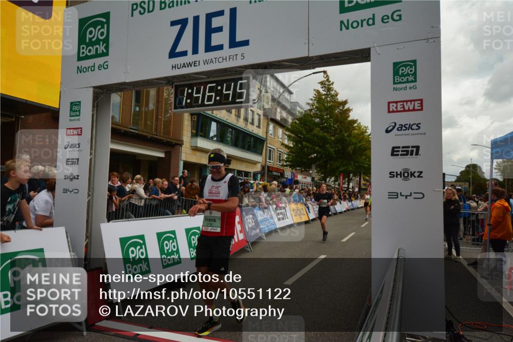 20.09.2026 - PSD Bank Halbmarathon LAZAROV Photography http://msf.ph/oto/10551122 20.09.2026 11:46:44 Ziel 1527, 1557, 1810, 1876, 2027, 2087, 2090, 2659, 2773, 3226, 3424, 3790, 4001, 4070, 4094, 4200, 4247, 4249, 4566, 4639, 4640 meine-sportfotos.de
