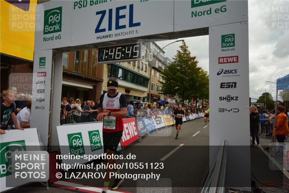 20.09.2026 - PSD Bank Halbmarathon LAZAROV Photography http://msf.ph/oto/10551123 20.09.2026 11:46:44 Ziel 1527, 1557, 1810, 1876, 2027, 2087, 2090, 2659, 2773, 3226, 3424, 3790, 4001, 4070, 4094, 4200, 4247, 4249, 4566, 4639, 4640 meine-sportfotos.de