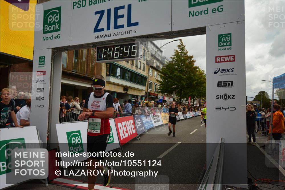 20.09.2026 - PSD Bank Halbmarathon LAZAROV Photography http://msf.ph/oto/10551124 20.09.2026 11:46:44 Ziel 1527, 1557, 1810, 1876, 2027, 2087, 2090, 2659, 2773, 3226, 3424, 3790, 4001, 4070, 4094, 4200, 4247, 4249, 4566, 4639, 4640 meine-sportfotos.de