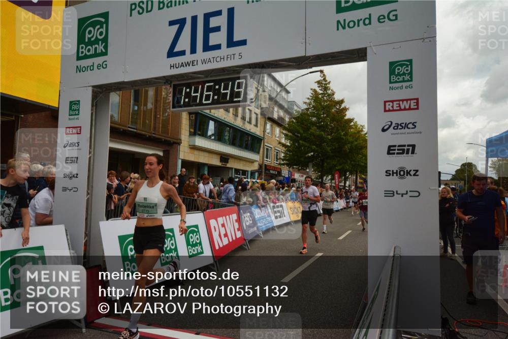20.09.2026 - PSD Bank Halbmarathon LAZAROV Photography http://msf.ph/oto/10551132 20.09.2026 11:46:49 Ziel 1189, 1527, 1557, 1561, 1810, 1876, 2087, 2090, 2141, 2659, 2773, 3226, 3424, 3511, 3790, 4001, 4070, 4247, 4249, 4566, 4639 meine-sportfotos.de