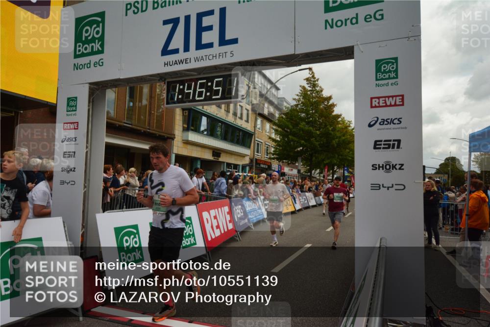 20.09.2026 - PSD Bank Halbmarathon LAZAROV Photography http://msf.ph/oto/10551139 20.09.2026 11:46:50 Ziel 1189, 1527, 1557, 1561, 1810, 1876, 2090, 2141, 2659, 2773, 3424, 3511, 3790, 4001, 4247, 4249, 4566, 4639 meine-sportfotos.de
