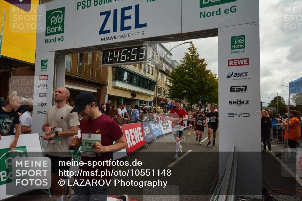 20.09.2026 - PSD Bank Halbmarathon LAZAROV Photography http://msf.ph/oto/10551148 20.09.2026 11:46:52 Ziel 1189, 1527, 1557, 1561, 1810, 1876, 2012, 2090, 2141, 2659, 2773, 2902, 3424, 3511, 4001, 4247, 4249, 4566, 4639 meine-sportfotos.de