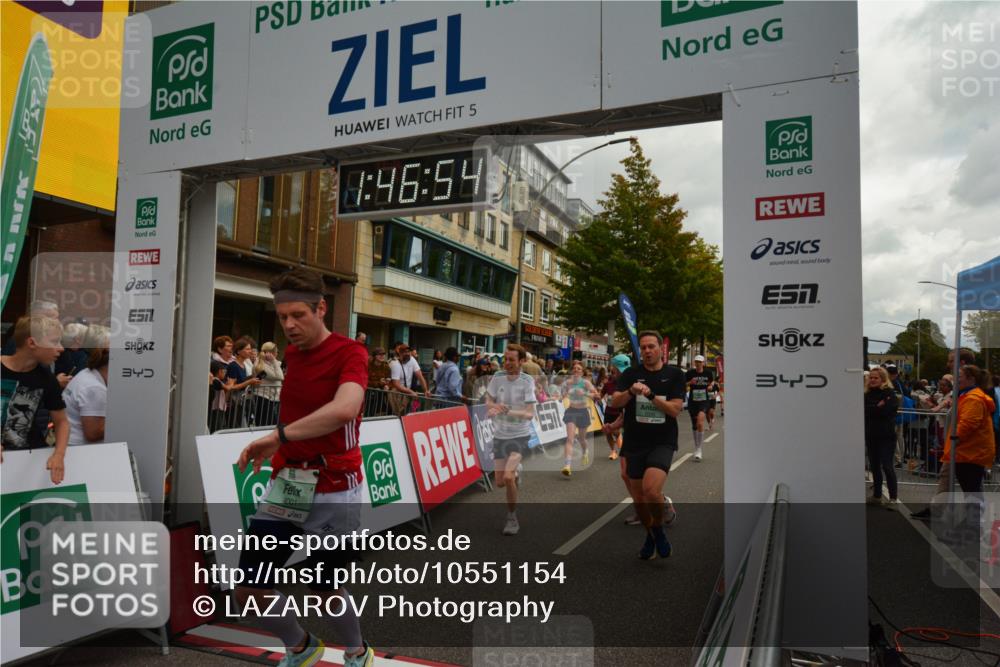 20.09.2026 - PSD Bank Halbmarathon LAZAROV Photography http://msf.ph/oto/10551154 20.09.2026 11:46:53 Ziel 1189, 1527, 1557, 1561, 1810, 1876, 2012, 2090, 2141, 2659, 2773, 2902, 3424, 3511, 4001, 4247, 4566, 4639 meine-sportfotos.de