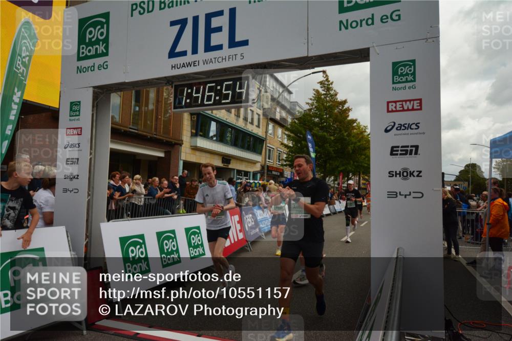20.09.2026 - PSD Bank Halbmarathon LAZAROV Photography http://msf.ph/oto/10551157 20.09.2026 11:46:54 Ziel 1189, 1557, 1561, 1810, 1876, 2012, 2090, 2141, 2659, 2773, 2902, 3424, 3511, 4001, 4247, 4566, 4639 meine-sportfotos.de