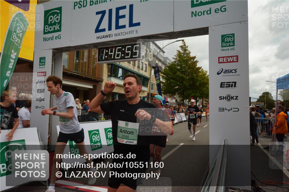 20.09.2026 - PSD Bank Halbmarathon LAZAROV Photography http://msf.ph/oto/10551160 20.09.2026 11:46:54 Ziel 1189, 1557, 1561, 1810, 1876, 2012, 2090, 2141, 2659, 2773, 2902, 3424, 3511, 4001, 4247, 4566, 4639 meine-sportfotos.de