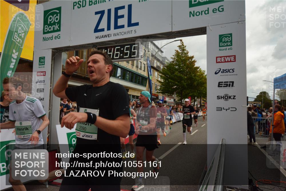 20.09.2026 - PSD Bank Halbmarathon LAZAROV Photography http://msf.ph/oto/10551161 20.09.2026 11:46:55 Ziel 1189, 1557, 1561, 1810, 1876, 2012, 2090, 2141, 2659, 2773, 2902, 3424, 3511, 4001, 4247, 4566, 4639 meine-sportfotos.de
