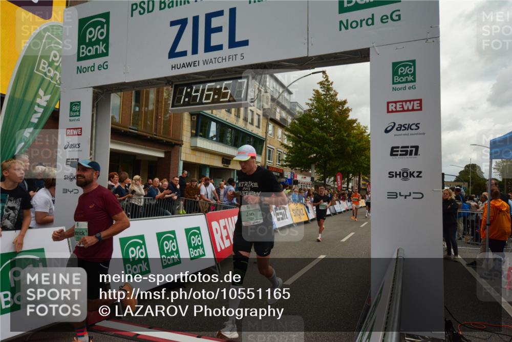20.09.2026 - PSD Bank Halbmarathon LAZAROV Photography http://msf.ph/oto/10551165 20.09.2026 11:46:56 Ziel 1189, 1557, 1561, 1810, 1876, 2012, 2090, 2141, 2659, 2902, 3424, 3511, 4001, 4247, 4566, 4639 meine-sportfotos.de