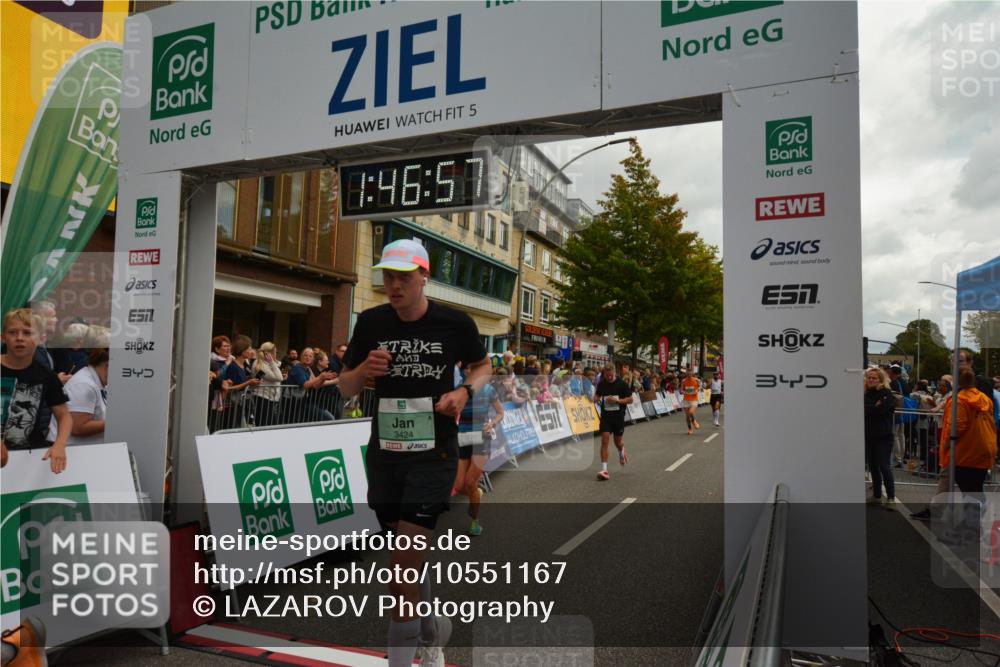 20.09.2026 - PSD Bank Halbmarathon LAZAROV Photography http://msf.ph/oto/10551167 20.09.2026 11:46:56 Ziel 1189, 1557, 1561, 1810, 1876, 2012, 2090, 2141, 2659, 2902, 3424, 3511, 4001, 4247, 4566, 4639 meine-sportfotos.de