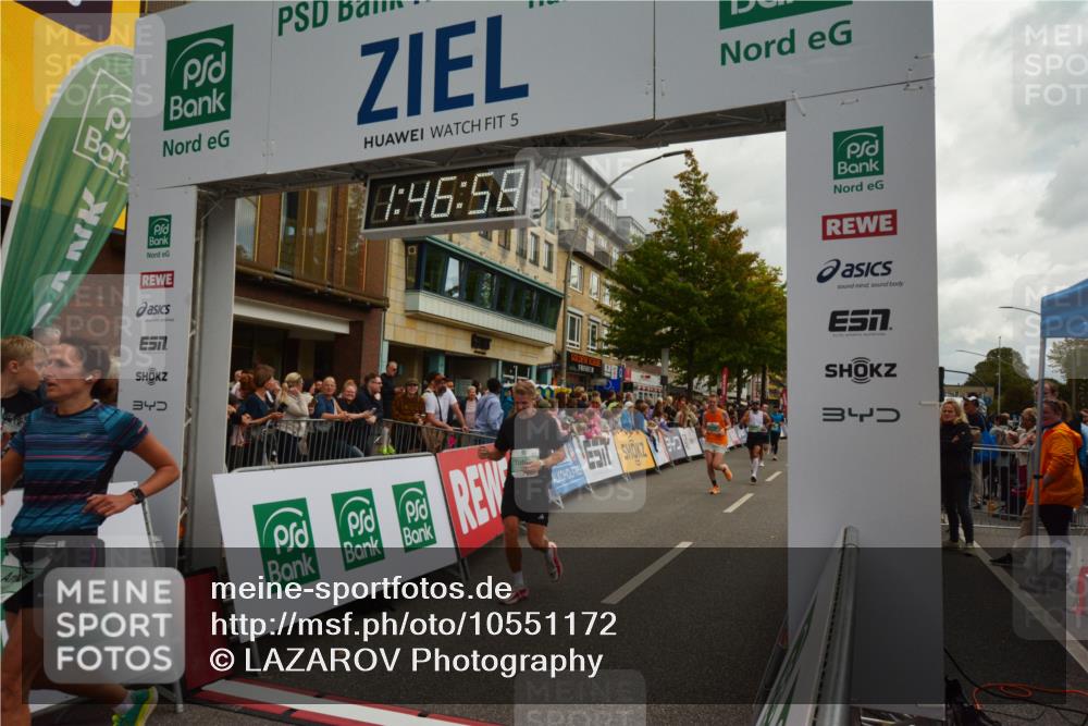 20.09.2026 - PSD Bank Halbmarathon LAZAROV Photography http://msf.ph/oto/10551172 20.09.2026 11:46:58 Ziel 1189, 1557, 1561, 1810, 1822, 1876, 2012, 2090, 2141, 2659, 2902, 3381, 3424, 3511, 4001, 4247, 4555, 4639 meine-sportfotos.de