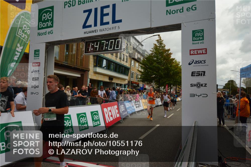 20.09.2026 - PSD Bank Halbmarathon LAZAROV Photography http://msf.ph/oto/10551176 20.09.2026 11:46:59 Ziel 1189, 1557, 1561, 1810, 1822, 2012, 2090, 2141, 2659, 2902, 3381, 3424, 3511, 4001, 4247, 4555 meine-sportfotos.de
