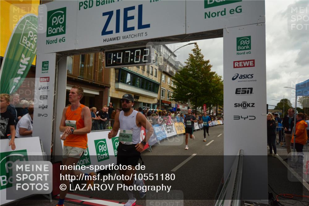 20.09.2026 - PSD Bank Halbmarathon LAZAROV Photography http://msf.ph/oto/10551180 20.09.2026 11:47:01 Ziel 1189, 1557, 1561, 1822, 2012, 2141, 2659, 2902, 3381, 3424, 3511, 4247, 4555 meine-sportfotos.de