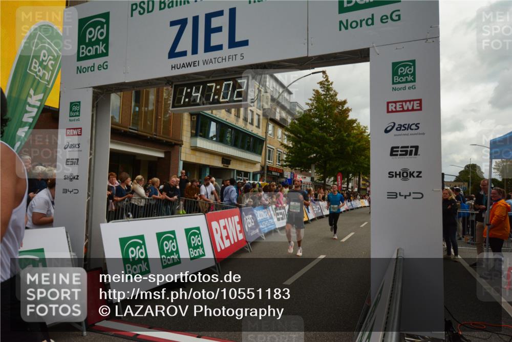 20.09.2026 - PSD Bank Halbmarathon LAZAROV Photography http://msf.ph/oto/10551183 20.09.2026 11:47:02 Ziel 1189, 1561, 1822, 2012, 2141, 2659, 2902, 3381, 3424, 3511, 4555 meine-sportfotos.de
