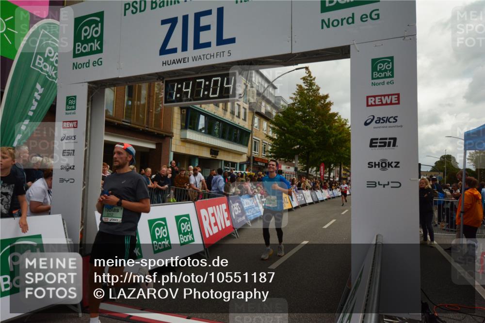 20.09.2026 - PSD Bank Halbmarathon LAZAROV Photography http://msf.ph/oto/10551187 20.09.2026 11:47:03 Ziel 1189, 1561, 1822, 2012, 2141, 2902, 3381, 3511, 4555, 4730 meine-sportfotos.de
