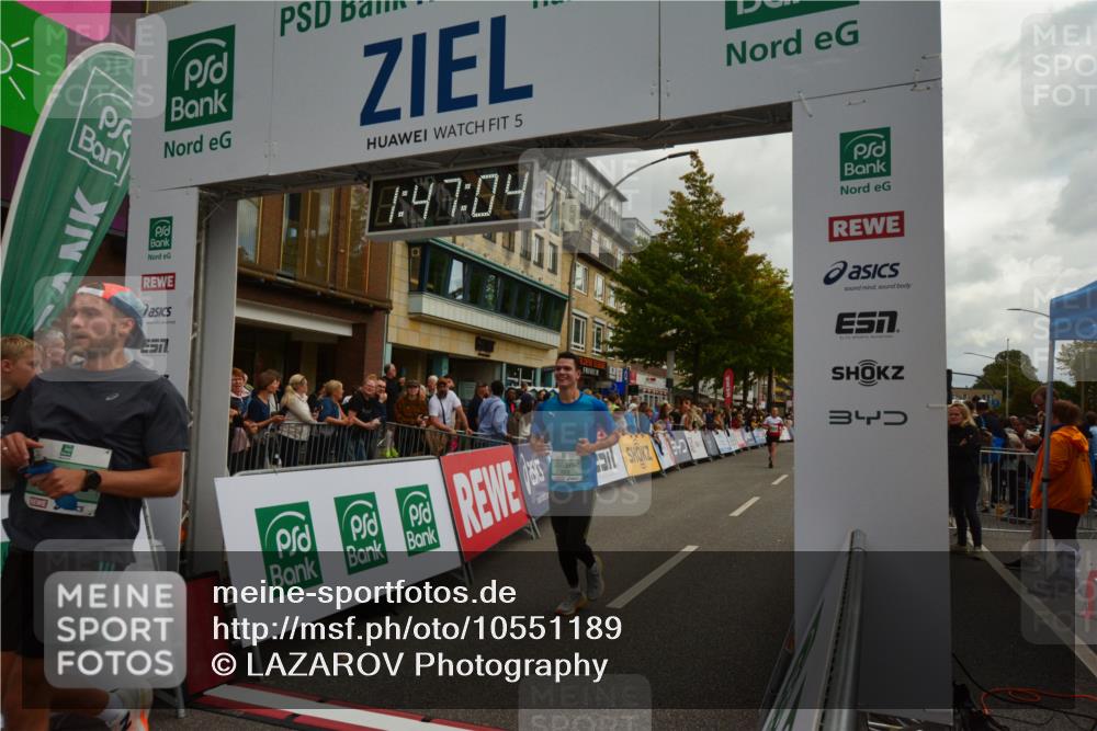 20.09.2026 - PSD Bank Halbmarathon LAZAROV Photography http://msf.ph/oto/10551189 20.09.2026 11:47:04 Ziel 1189, 1561, 1822, 2012, 2141, 2902, 3381, 3511, 4555, 4730 meine-sportfotos.de