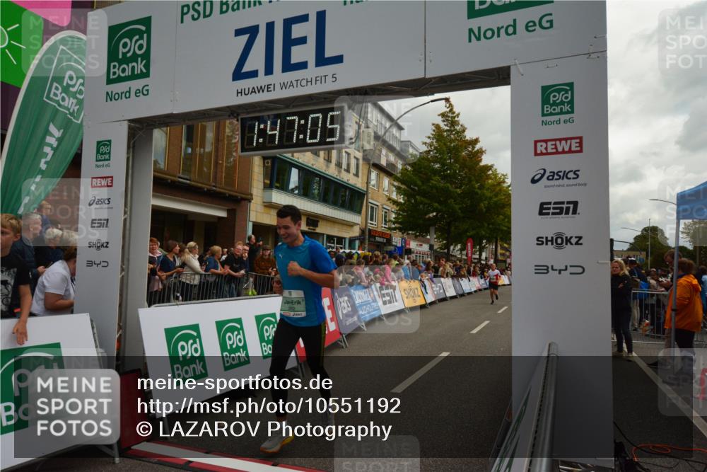 20.09.2026 - PSD Bank Halbmarathon LAZAROV Photography http://msf.ph/oto/10551192 20.09.2026 11:47:04 Ziel 1189, 1561, 1822, 2012, 2141, 2902, 3381, 3511, 4555, 4730 meine-sportfotos.de