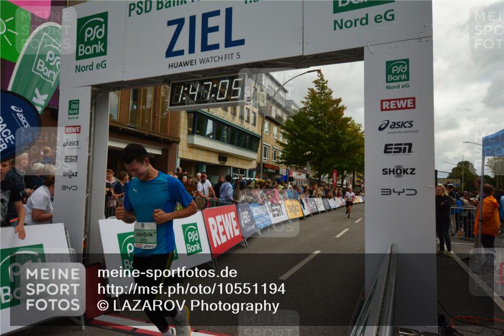 20.09.2026 - PSD Bank Halbmarathon LAZAROV Photography http://msf.ph/oto/10551194 20.09.2026 11:47:04 Ziel 1189, 1561, 1822, 2012, 2141, 2902, 3381, 3511, 4555, 4730 meine-sportfotos.de