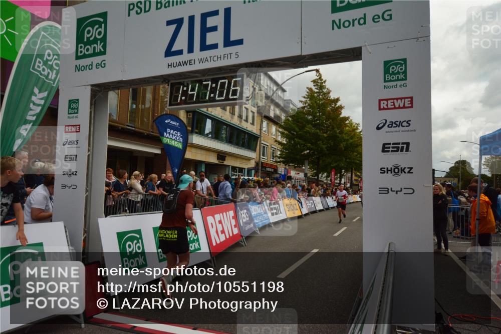 20.09.2026 - PSD Bank Halbmarathon LAZAROV Photography http://msf.ph/oto/10551198 20.09.2026 11:47:06 Ziel 1189, 1822, 2012, 2902, 3381, 3511, 4555, 4730 meine-sportfotos.de