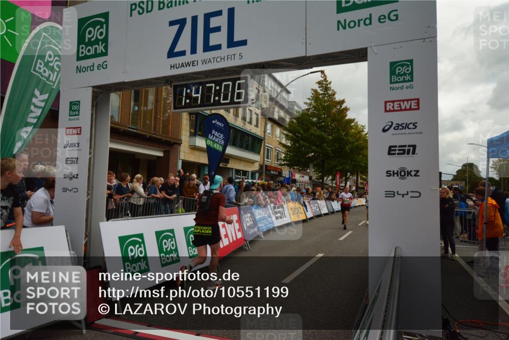 20.09.2026 - PSD Bank Halbmarathon LAZAROV Photography http://msf.ph/oto/10551199 20.09.2026 11:47:06 Ziel 1189, 1822, 2012, 2902, 3381, 3511, 4555, 4730 meine-sportfotos.de