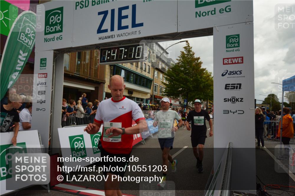 20.09.2026 - PSD Bank Halbmarathon LAZAROV Photography http://msf.ph/oto/10551203 20.09.2026 11:47:09 Ziel 1669, 1822, 2012, 2225, 2902, 3381, 4555, 4730 meine-sportfotos.de