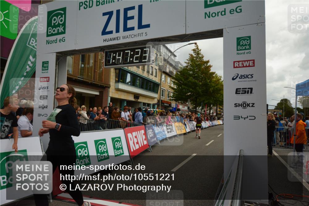 20.09.2026 - PSD Bank Halbmarathon LAZAROV Photography http://msf.ph/oto/10551221 20.09.2026 11:47:22 Ziel 1234, 1669, 2225, 2462, 3562, 3639, 4481, 4655 meine-sportfotos.de