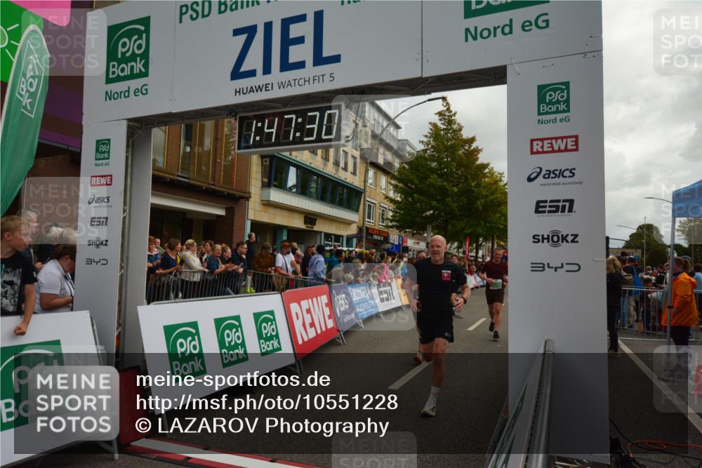 20.09.2026 - PSD Bank Halbmarathon LAZAROV Photography http://msf.ph/oto/10551228 20.09.2026 11:47:29 Ziel 1234, 2462, 2583, 2859, 3562, 4481, 4655 meine-sportfotos.de