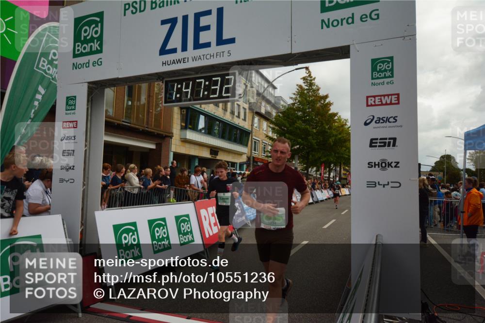 20.09.2026 - PSD Bank Halbmarathon LAZAROV Photography http://msf.ph/oto/10551236 20.09.2026 11:47:31 Ziel 1234, 2074, 2462, 2583, 2859, 3562, 3914, 4481, 4655 meine-sportfotos.de