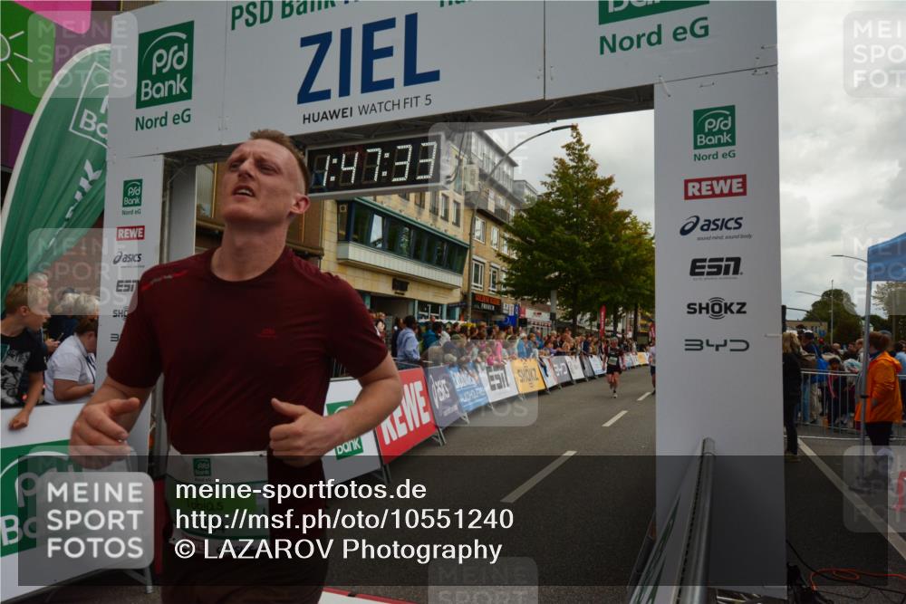 20.09.2026 - PSD Bank Halbmarathon LAZAROV Photography http://msf.ph/oto/10551240 20.09.2026 11:47:32 Ziel 1234, 2074, 2462, 2583, 2859, 3562, 3914, 4481, 4655 meine-sportfotos.de