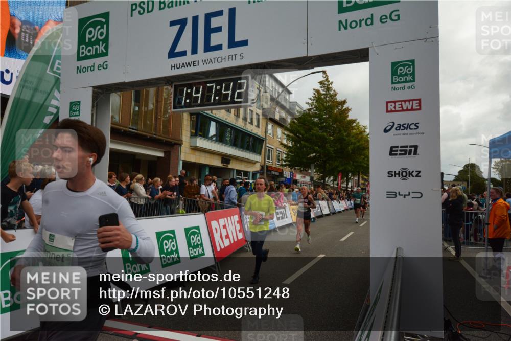 20.09.2026 - PSD Bank Halbmarathon LAZAROV Photography http://msf.ph/oto/10551248 20.09.2026 11:47:42 Ziel 1661, 1712, 2074, 2177, 2828, 2836, 2859, 3239, 3330, 3504, 3586, 3914, 4248, 4262, 4662 meine-sportfotos.de