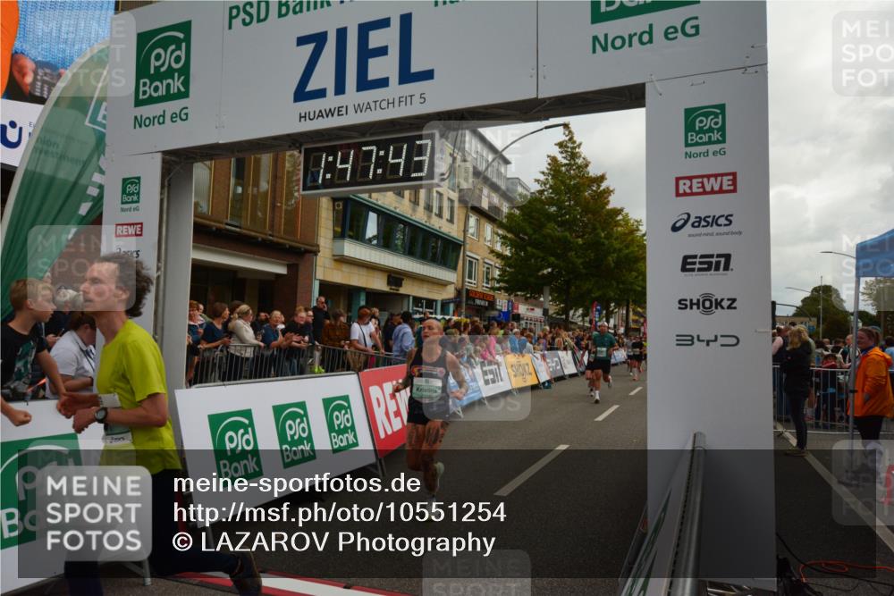 20.09.2026 - PSD Bank Halbmarathon LAZAROV Photography http://msf.ph/oto/10551254 20.09.2026 11:47:43 Ziel 1661, 1712, 2074, 2177, 2828, 2836, 2859, 3239, 3330, 3504, 3586, 3914, 4248, 4262, 4622, 4662 meine-sportfotos.de