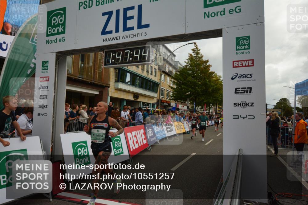 20.09.2026 - PSD Bank Halbmarathon LAZAROV Photography http://msf.ph/oto/10551257 20.09.2026 11:47:43 Ziel 1661, 1712, 2074, 2177, 2828, 2836, 2859, 3239, 3330, 3504, 3586, 3914, 4248, 4262, 4622, 4662 meine-sportfotos.de