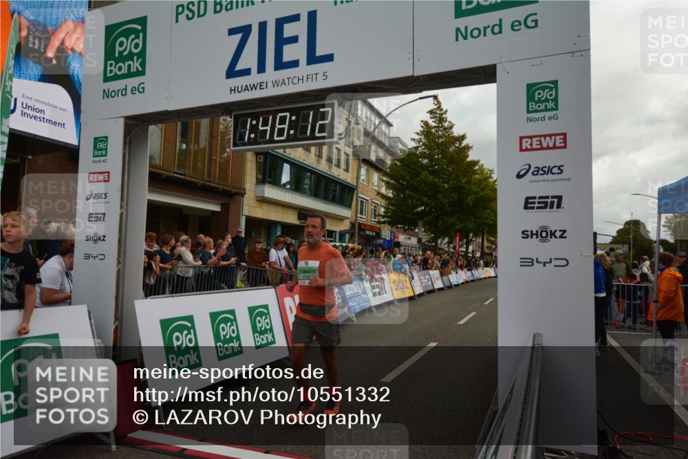 20.09.2026 - PSD Bank Halbmarathon LAZAROV Photography http://msf.ph/oto/10551332 20.09.2026 11:48:11 Ziel 1440, 2309, 2674, 3005, 3089, 4311, 4526, 4739 meine-sportfotos.de