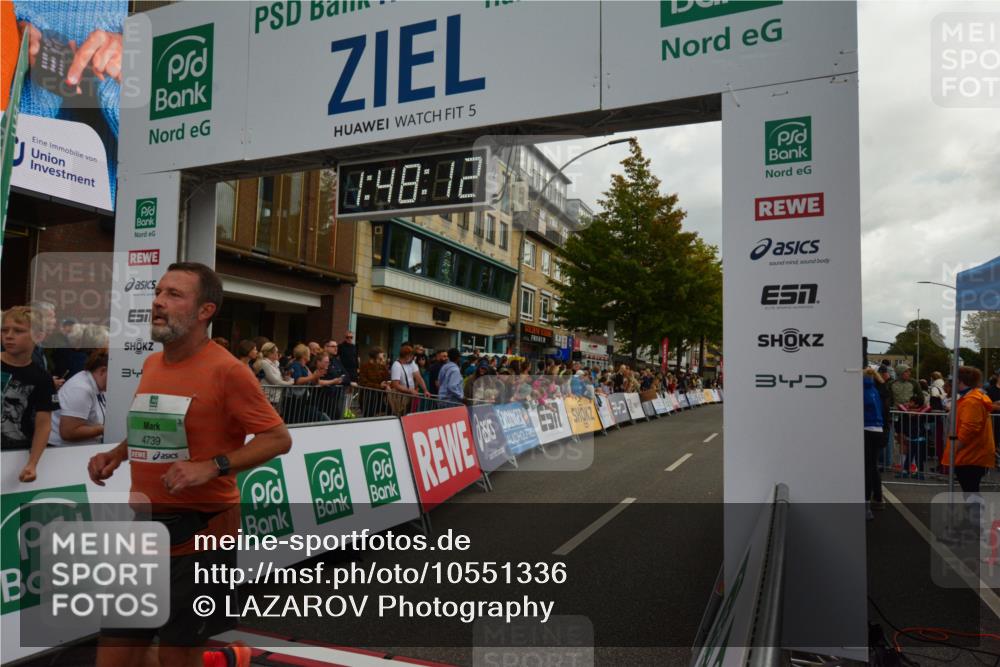 20.09.2026 - PSD Bank Halbmarathon LAZAROV Photography http://msf.ph/oto/10551336 20.09.2026 11:48:12 Ziel 1440, 2309, 2674, 3005, 3089, 4311, 4526, 4739 meine-sportfotos.de