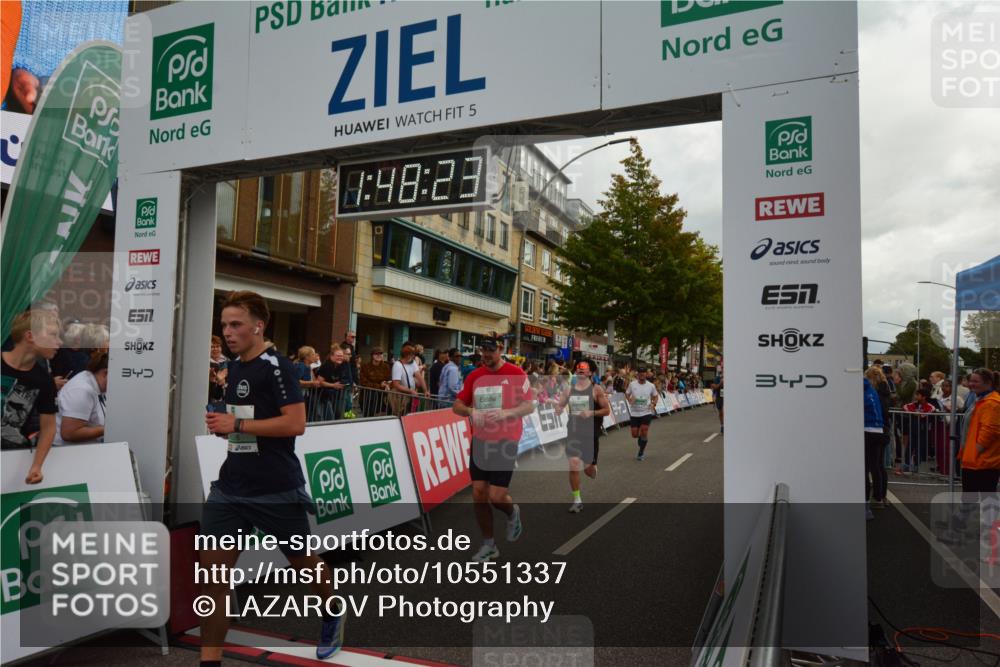 20.09.2026 - PSD Bank Halbmarathon LAZAROV Photography http://msf.ph/oto/10551337 20.09.2026 11:48:22 Ziel 1123, 2204, 3005, 3920, 4144, 4253, 4311, 4526 meine-sportfotos.de