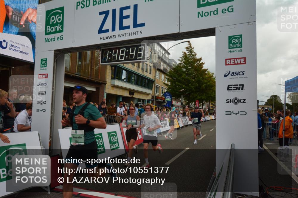 20.09.2026 - PSD Bank Halbmarathon LAZAROV Photography http://msf.ph/oto/10551377 20.09.2026 11:48:42 Ziel 1464, 2311, 2552, 2571, 3298, 3635, 3761, 4627 meine-sportfotos.de