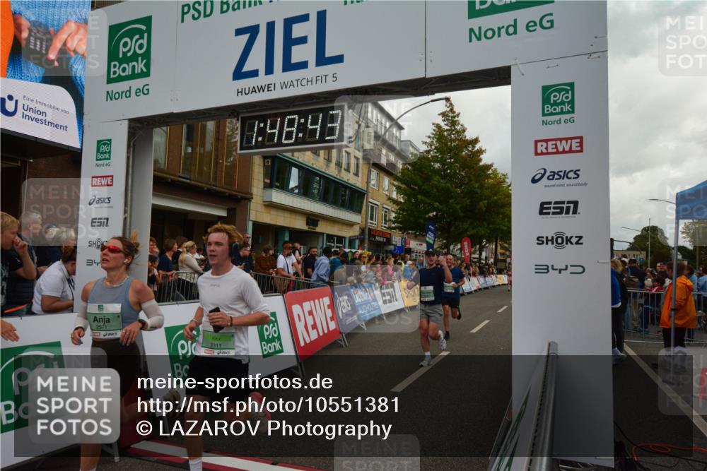 20.09.2026 - PSD Bank Halbmarathon LAZAROV Photography http://msf.ph/oto/10551381 20.09.2026 11:48:43 Ziel 1464, 2311, 2552, 2571, 3298, 3635, 3761, 4627 meine-sportfotos.de