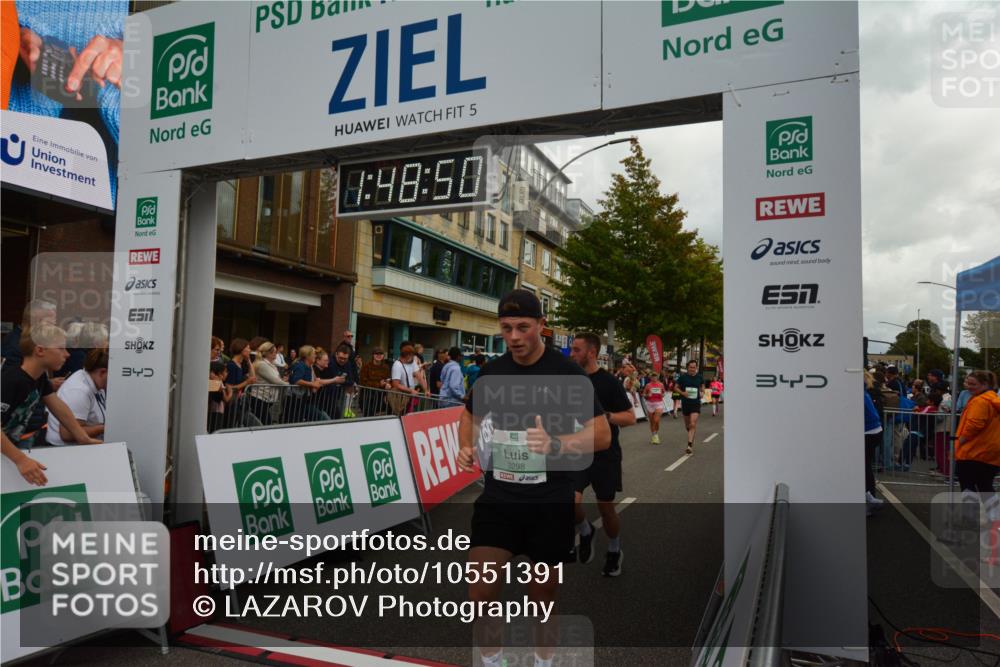 20.09.2026 - PSD Bank Halbmarathon LAZAROV Photography http://msf.ph/oto/10551391 20.09.2026 11:48:49 Ziel 1464, 1559, 2311, 2571, 3298, 3635, 3761, 3797, 4627 meine-sportfotos.de