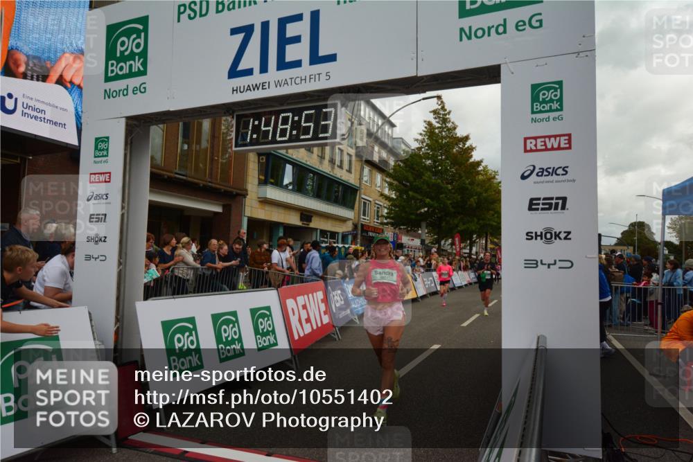 20.09.2026 - PSD Bank Halbmarathon LAZAROV Photography http://msf.ph/oto/10551402 20.09.2026 11:48:53 Ziel 1464, 1559, 3298, 3797, 4627 meine-sportfotos.de