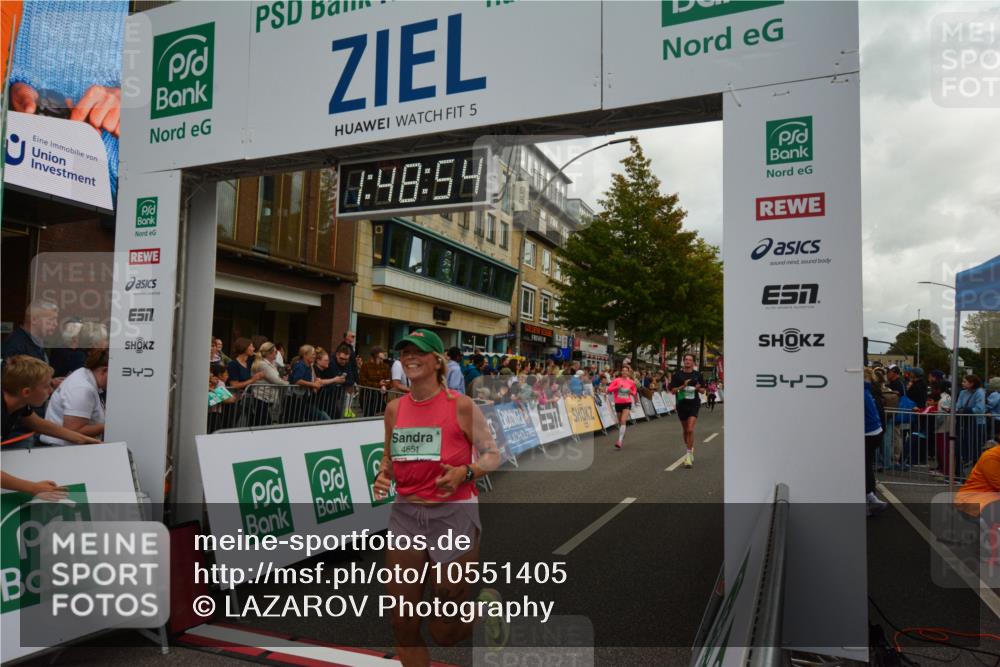 20.09.2026 - PSD Bank Halbmarathon LAZAROV Photography http://msf.ph/oto/10551405 20.09.2026 11:48:54 Ziel 1464, 1559, 1845, 2799, 3298, 3797, 4627 meine-sportfotos.de
