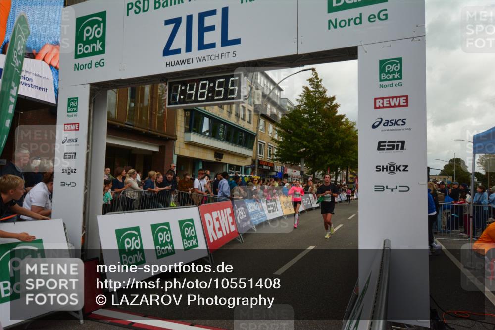 20.09.2026 - PSD Bank Halbmarathon LAZAROV Photography http://msf.ph/oto/10551408 20.09.2026 11:48:54 Ziel 1464, 1559, 1845, 2799, 3298, 3797, 4627 meine-sportfotos.de