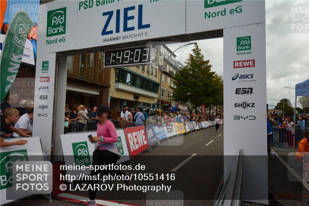 20.09.2026 - PSD Bank Halbmarathon LAZAROV Photography http://msf.ph/oto/10551416 20.09.2026 11:49:02 Ziel 1559, 1845, 2799, 3797, 4154, 4756 meine-sportfotos.de
