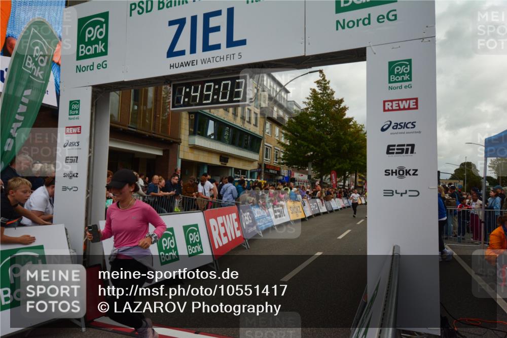20.09.2026 - PSD Bank Halbmarathon LAZAROV Photography http://msf.ph/oto/10551417 20.09.2026 11:49:03 Ziel 1559, 1845, 2420, 2799, 4154, 4686, 4756 meine-sportfotos.de